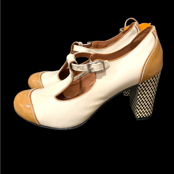 Mod Shoes The Dusty In Cream & Coffee
Patent Leather - Ladies Retro size 36 - Picture 3 of 12